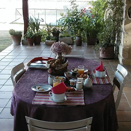 D'hotes Noailles Bed & Breakfast Puisseguin